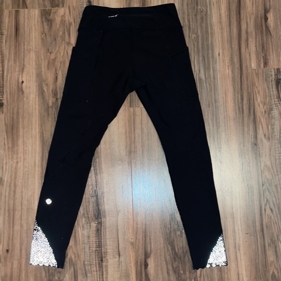 LULULEMON WONDER TRAIN LEGGINGS 7/8 - Picture 4 of 7